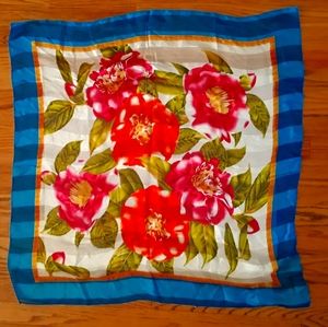 Silk Adrienne Vittadini